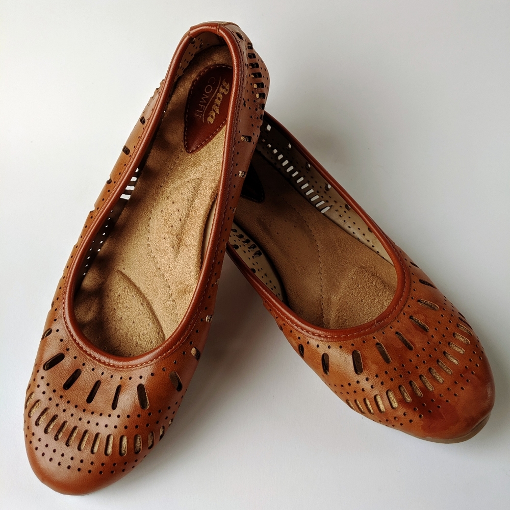 Cognac Eyelet Pattern Faux Leather Cushioned Flats